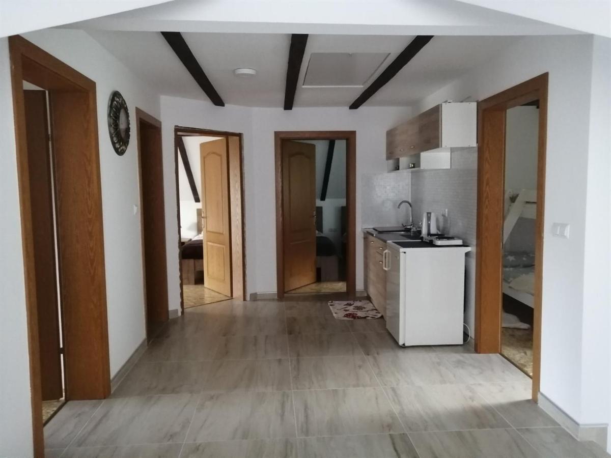 Vacation House Studenac Bihać Buitenkant foto