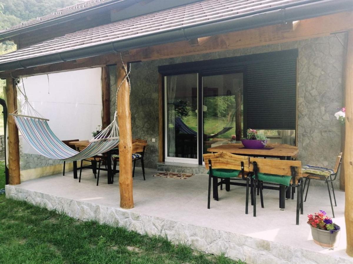 Vacation House Studenac Bihać Buitenkant foto