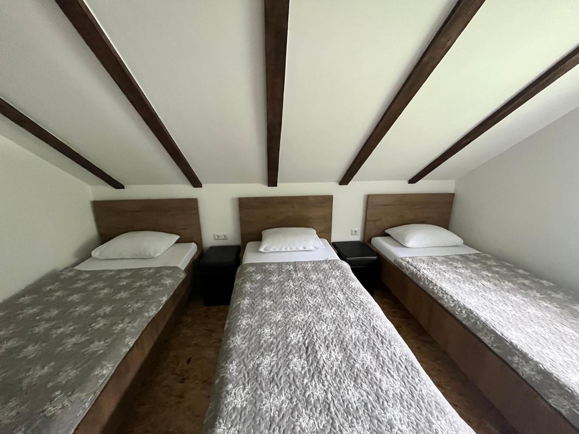 Vacation House Studenac Bihać Buitenkant foto